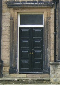 Main entrance to the Administrative Section of the Mansion