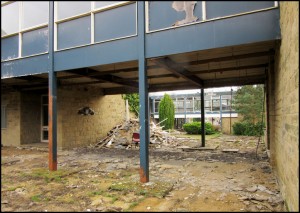 View of the link bridge from the Student Centre. The Art studio can be seen in the distance.