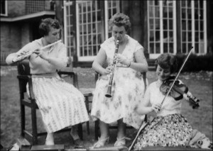 Practising Outdoors - 1957. Image provided by Elsie Hutchinson (nee Williams)