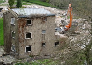 Demolition of Allendale Hostel - 2017