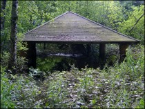 Boathouse at western end of upper lake